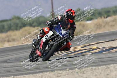media/Oct-13-2025-Moto Forza (Mon) [[a66d839500]]/3-B Group/Session 3 (Turn 16)/